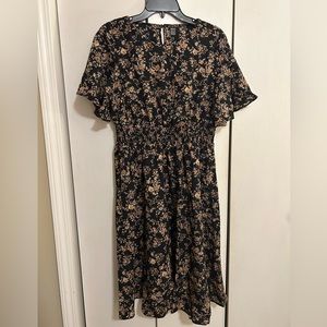 Shein woman’s XL all over floral print butterfly sleeve dress